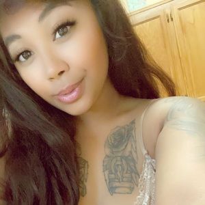 Meet your Posher, Jenalena